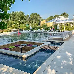 Bora Bora Hotel apartamentowy